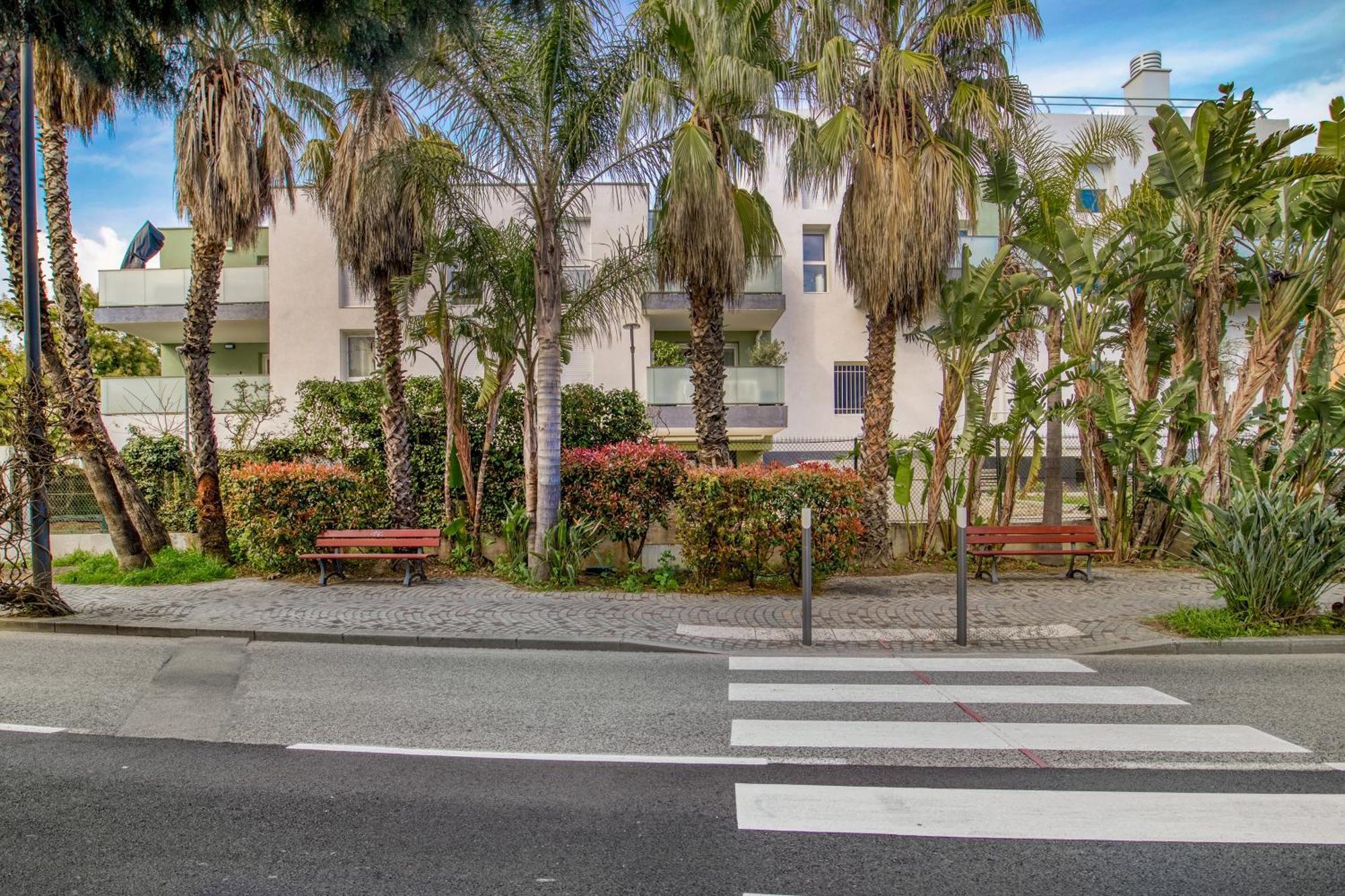Nouvelle Ere - Appt A Moins D'Un Km De La Plage Le Lavandou Esterno foto